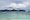 Widok na wyspę Praslin z plaży Anse Severe